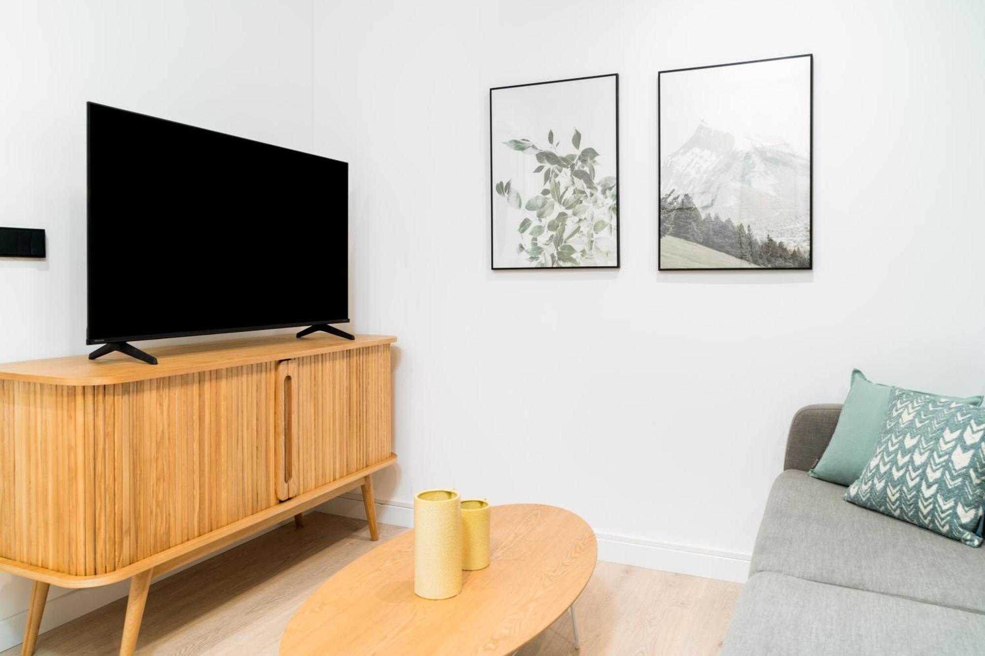 Limehome Santiago De Compostela Room photo