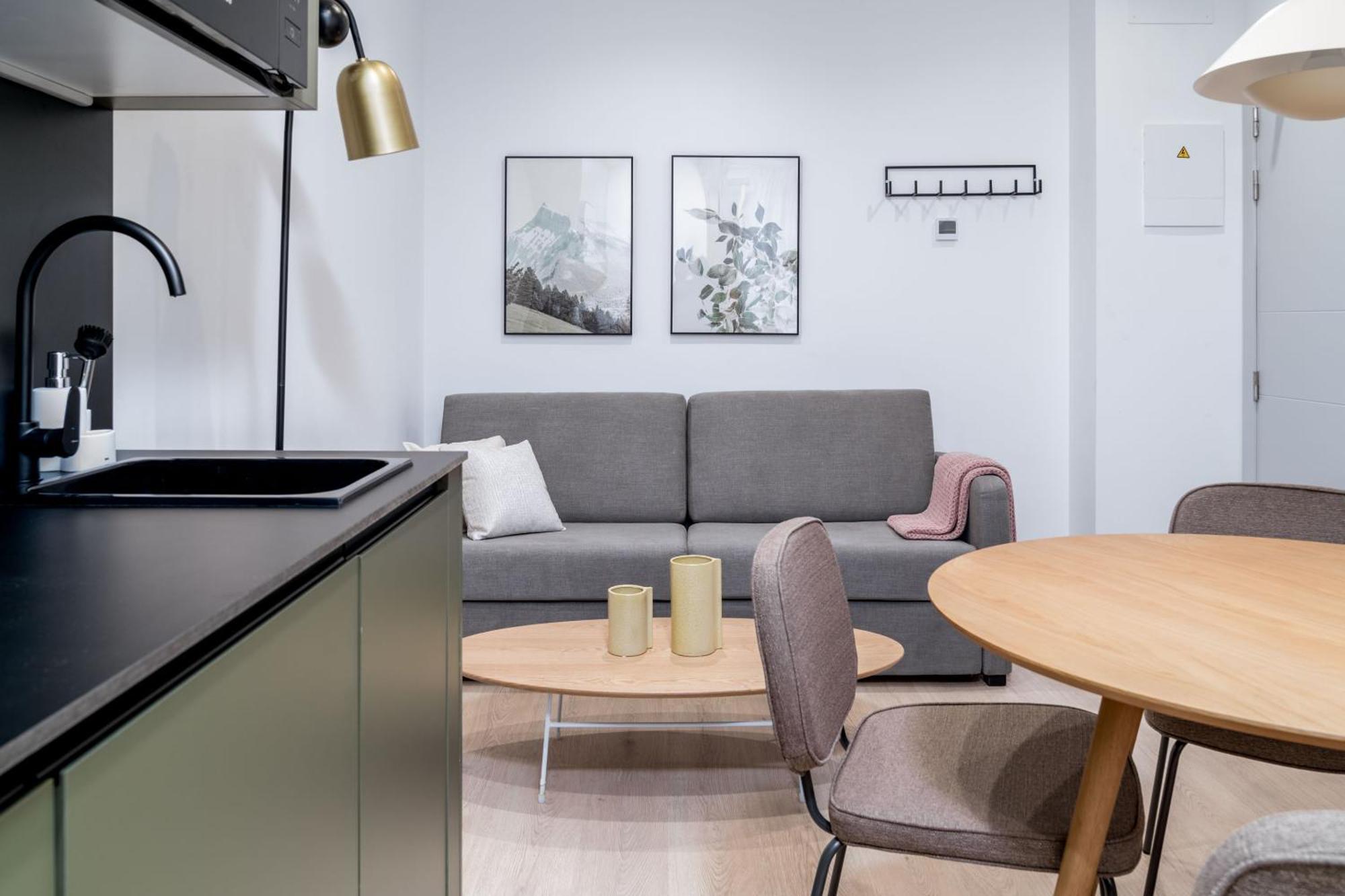 Limehome Santiago De Compostela Room photo