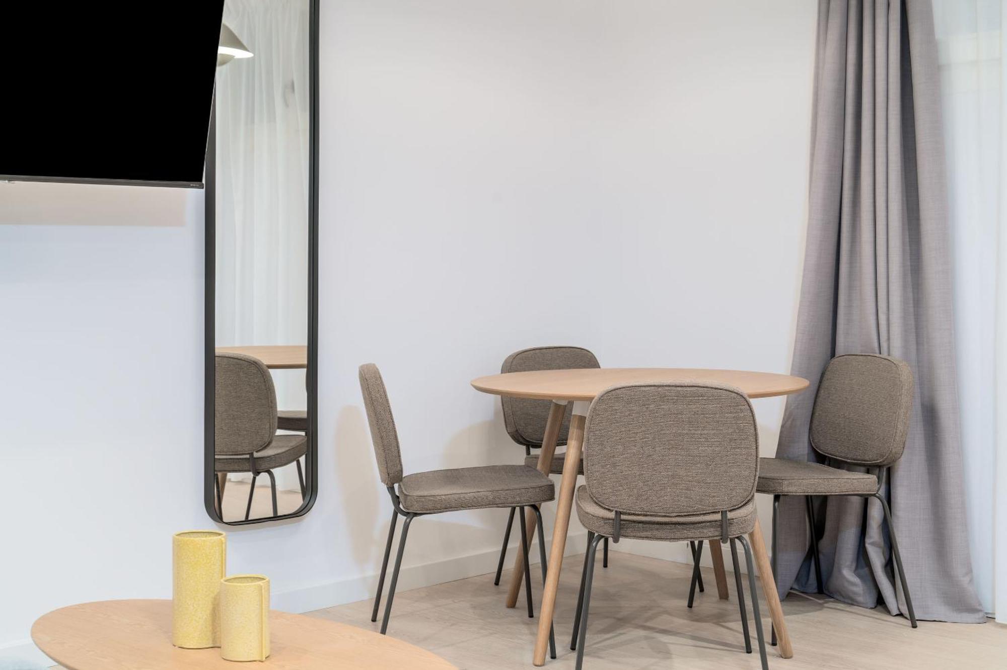Limehome Santiago De Compostela Room photo