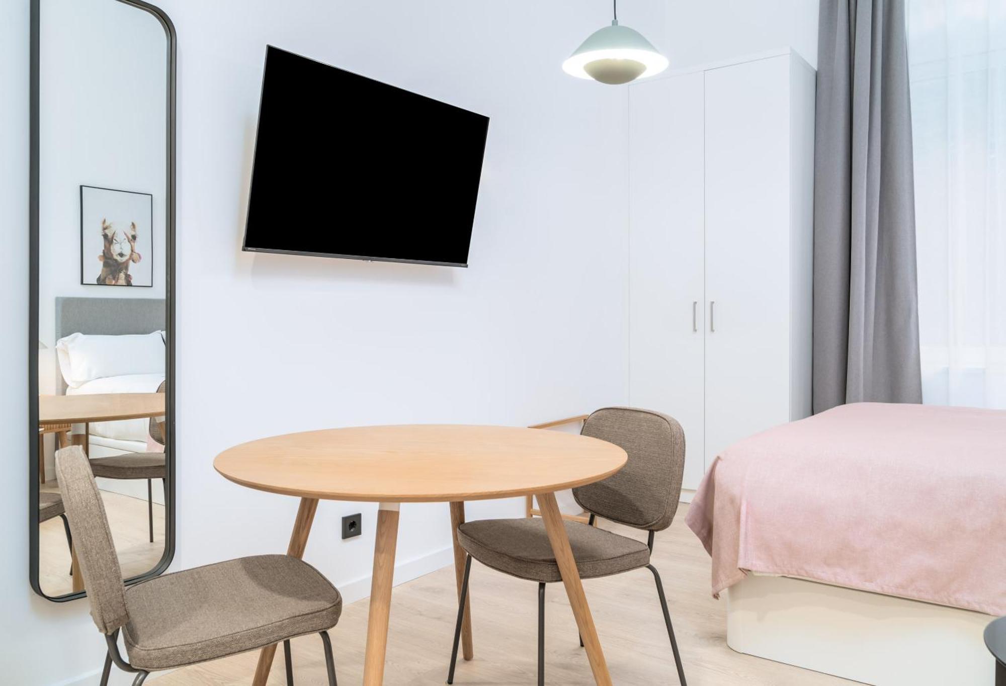 Limehome Santiago De Compostela Room photo